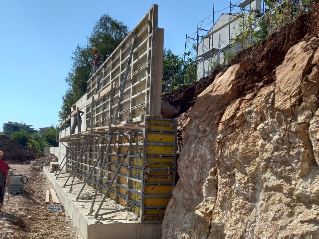 Detailed Design Of Reinforced Concrete Retaining Walls Rijeka 0778